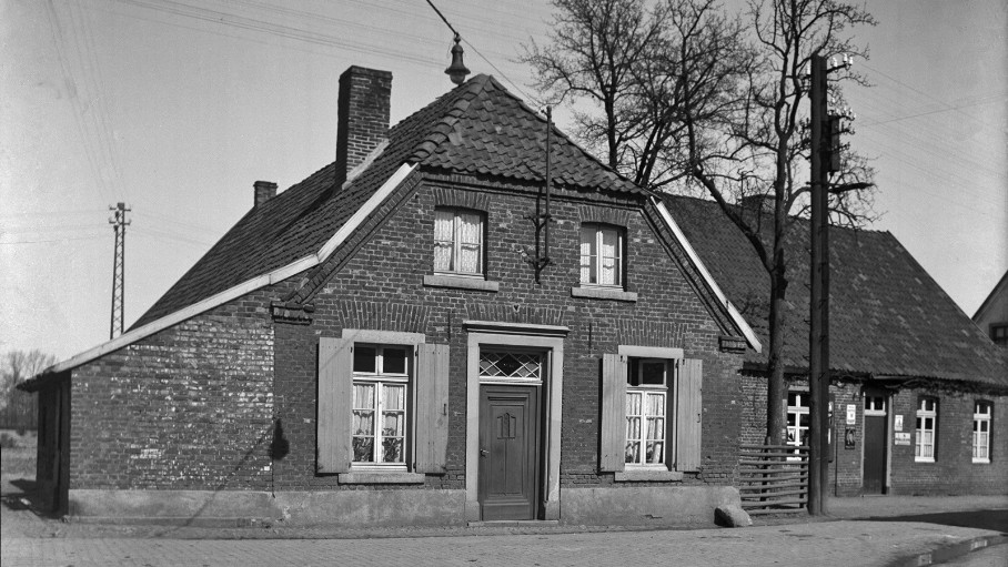 Haus Spangemacher und erste Schule