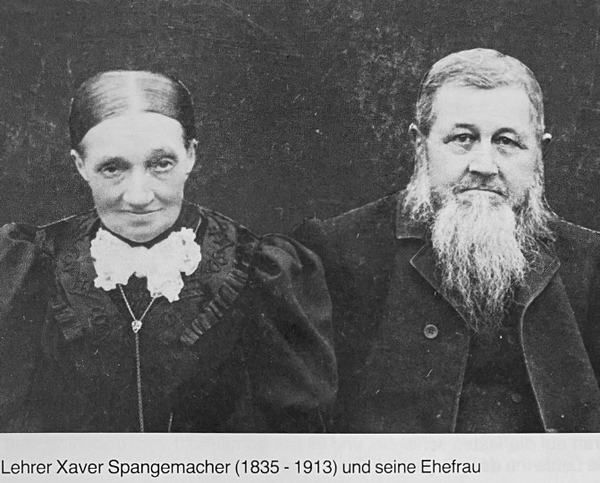 Lehrer Xaver Spangemacher mit Ehefrau