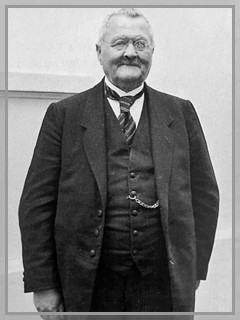 Franz Winkel, Hauptlehrer